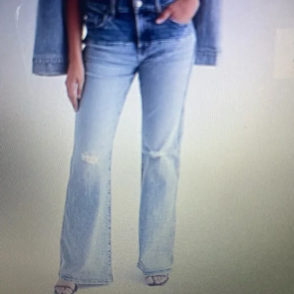 Express two tone destructed flare jeans size 6 - Picture 3 of 12